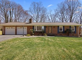 177 Pioneer Dr, Mount Airy, NC 27030