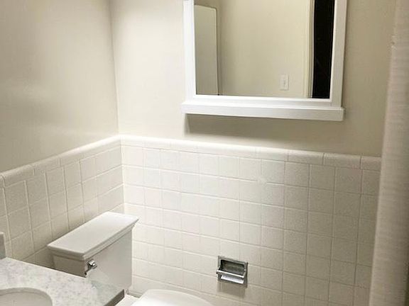 3rd image of 420 20th Ave #6