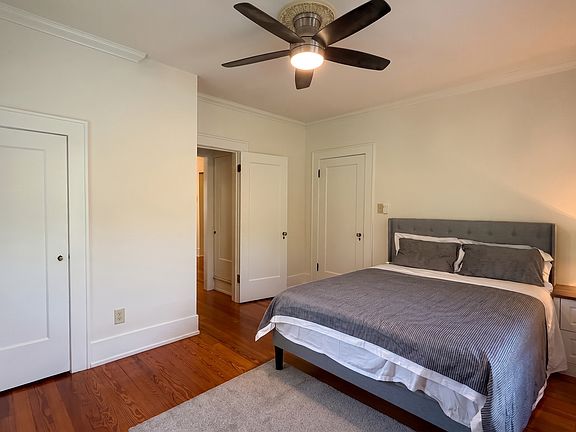 5th image of 1520 Enfield Rd #D