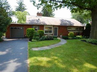 490 Waters Rd, York, PA 17403