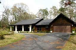 1st image of 110 Hereford Dr