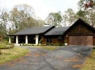 110 Hereford Dr, Conroe, TX 77304