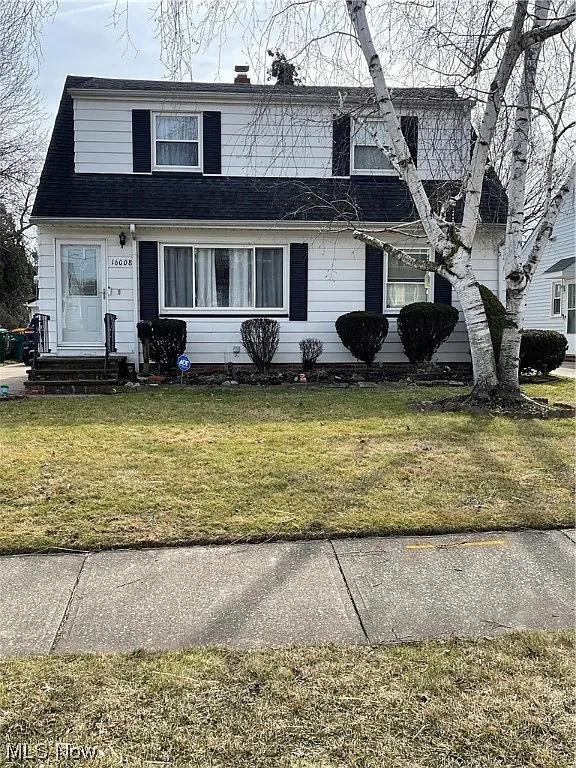 16008 Mendota Ave photo 1