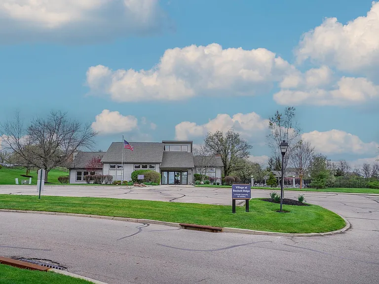 8945 Eagleview Dr #7 — Photo 25
