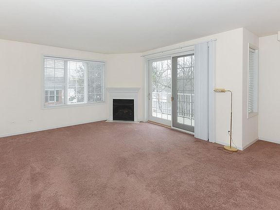 3rd image of 543 N Hough St APT 201