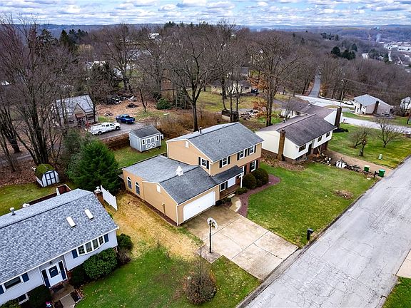 5th image of 115 Ayleshire Rd