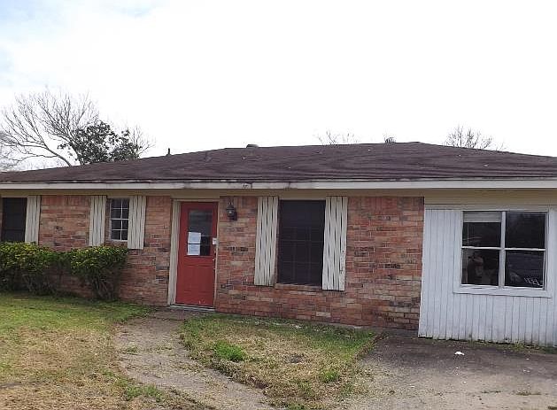 1st image of 9135 Landis Dr