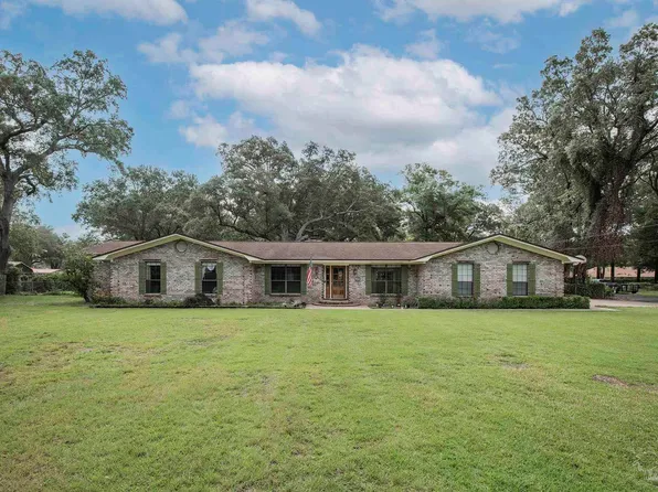 6027 Spanish Oak Dr, Pensacola, FL 32526