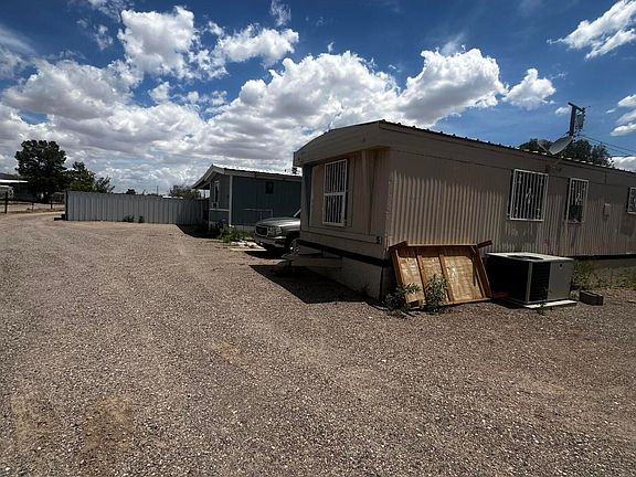 4th image of 1124 Fort Selden Rd #1-6
