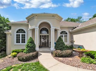 1521 SW Trail Ridge Dr, Blue Springs, MO 64015