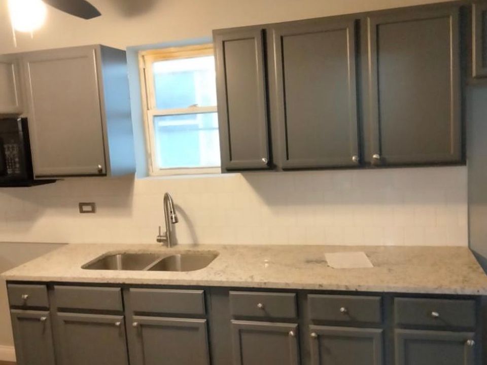 1st image of 5536 S Perry Ave #2
