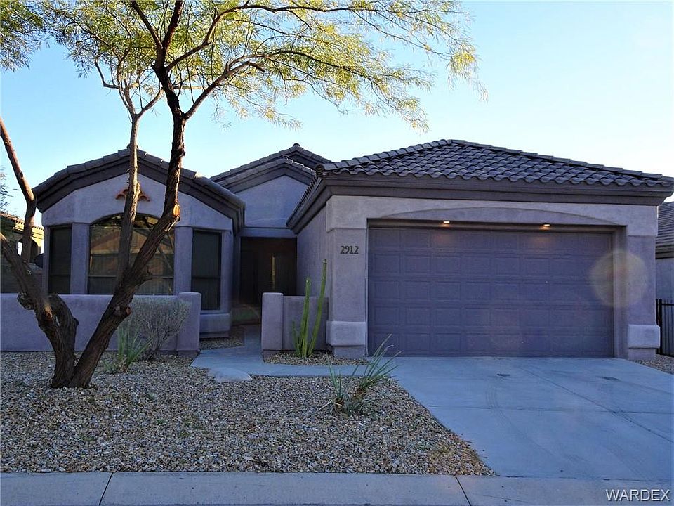 1st image of 2912 Esmerelda Dr