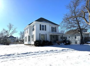 2527 Broadway Ave, Great Bend, KS 67530