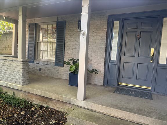 2nd image of 8910 Guernsey Ln