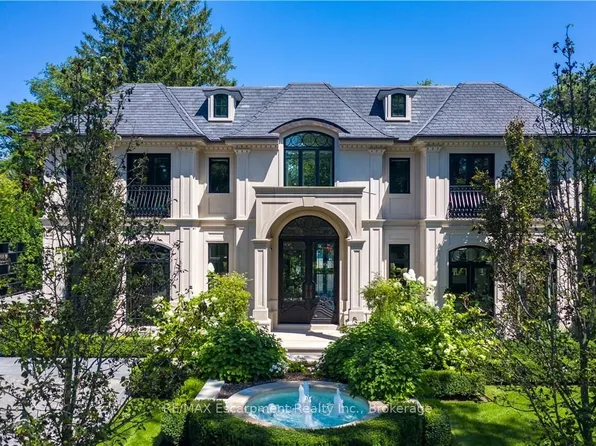 15 Chartwell Rd, Oakville, ON L6J 3Z3