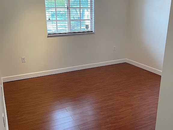 4th image of 7065 NW 173rd Dr APT 2302