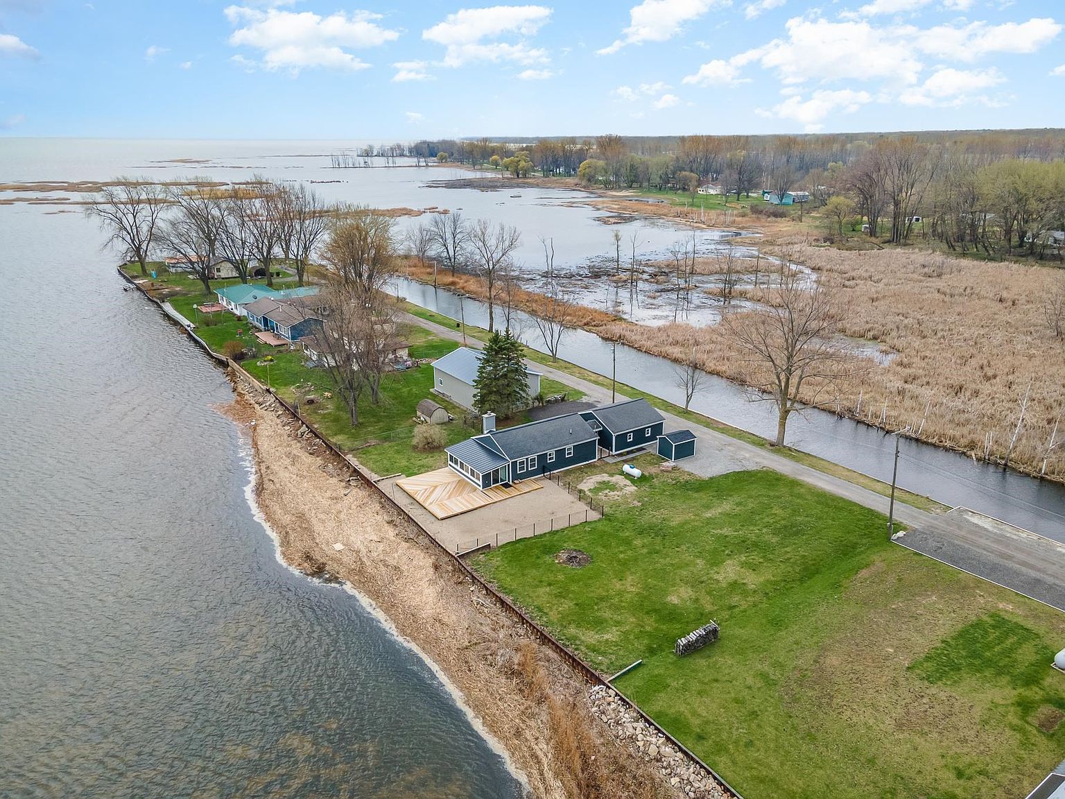 4932 Lakeside Dr, Pinconning, MI 48650 Zillow