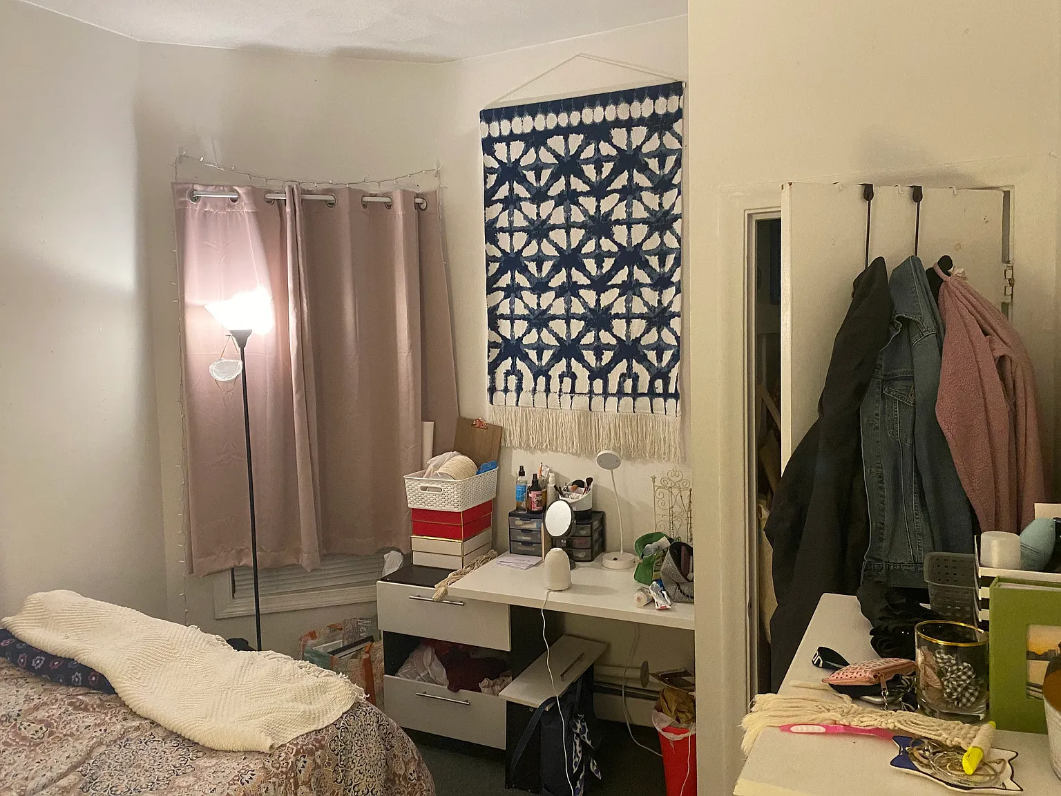 3 bed, 1.5 bath, 1000 sqft, $3,800 — Photo 2