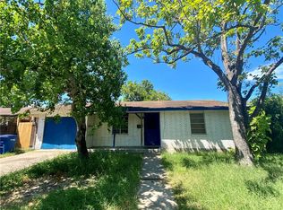 1910 Andrews Dr, Corpus Christi, TX 78416