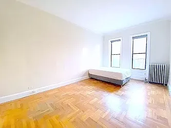 Rented by Manhattan Spaces