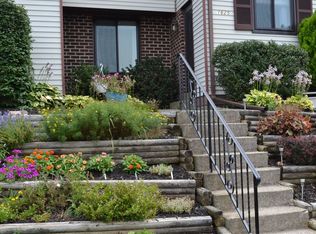 1625 Shenandoah Ct, Allentown, PA 18104