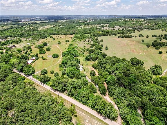 4th image of 876 Old Authon Rd