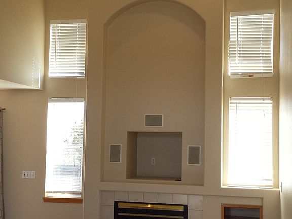 Living Room_03272015