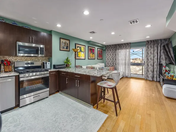 3015 Brighton 6 St #6B, Brooklyn, NY 11235