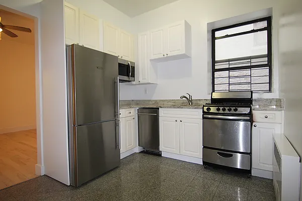 Rented by Compass | media 3