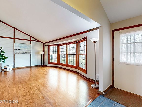 3rd image of 1212 Abbey Ct