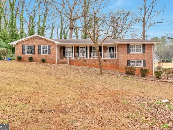 4290 Newcastle Cir, Lithonia, GA 30038