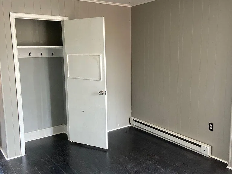 101 N George St #2 — Photo 8
