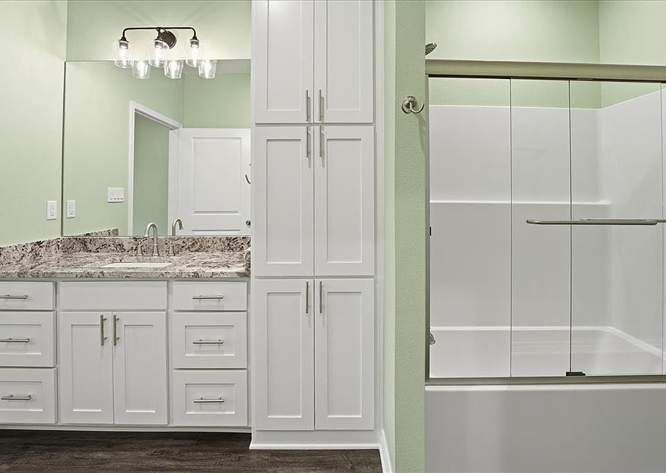 1st image of 802 S Newsom St #802