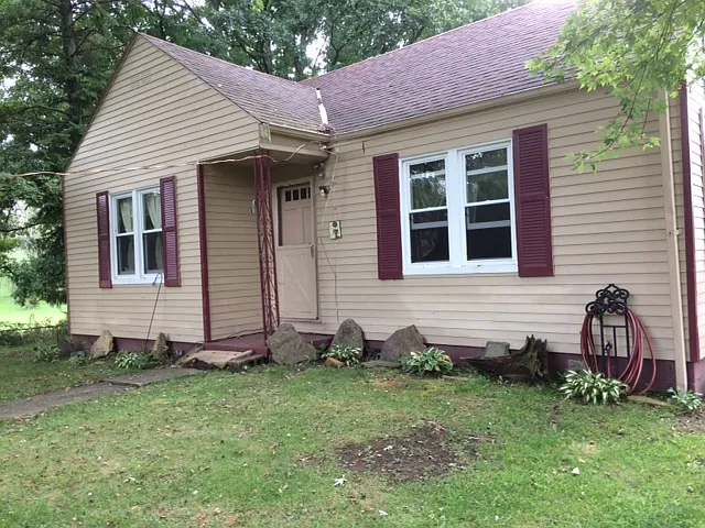 34 Joseph Ln photo 1