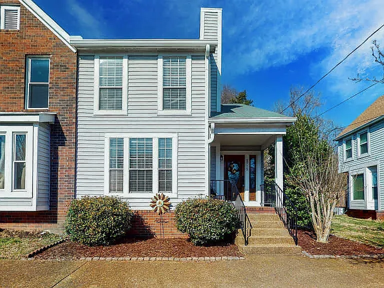 5715 Brentwood Meadows Cir — Photo 2