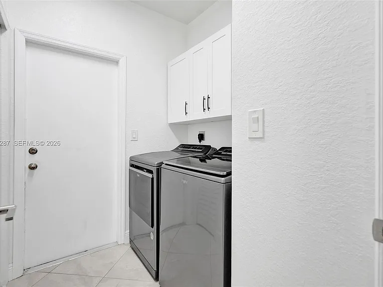 740 Cypress Pointe Dr E — Photo 13