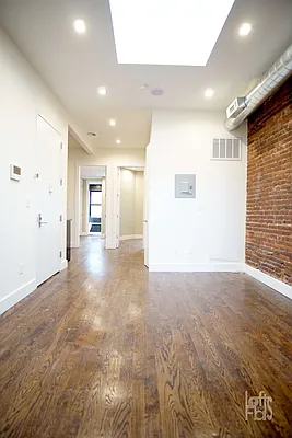 Rented by Lofts and Flats LLC | media 25