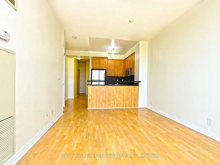 220 Burnhamthorpe Rd W #2201 — Photo 2