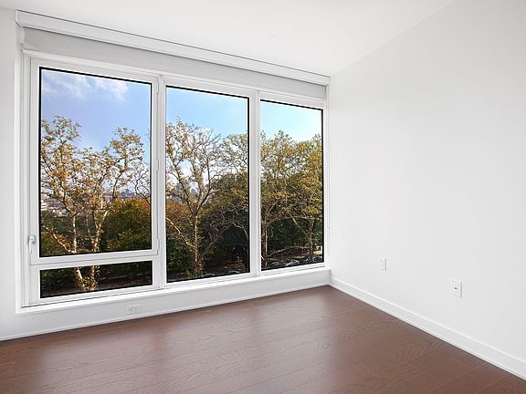 5th image of 400 W 113th St APT 930