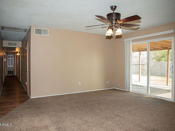 5th image of 6001 W EARLL Drive