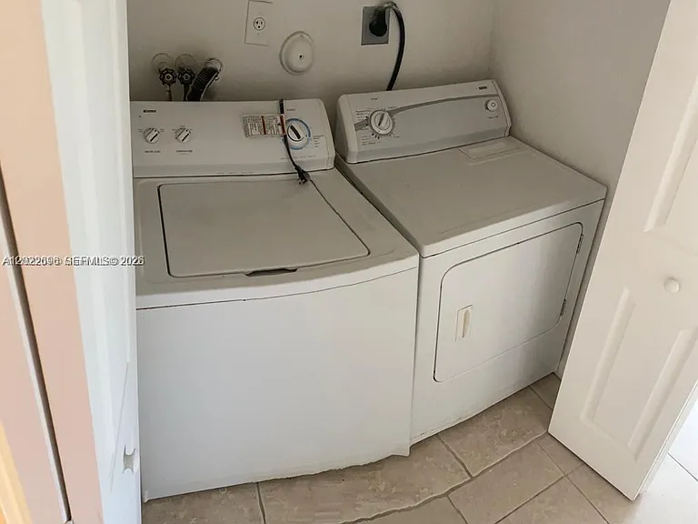2991 NW 36th Way — Photo 8