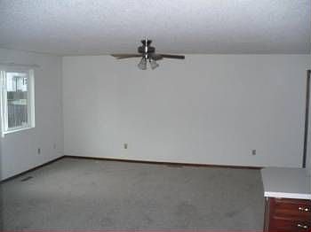 3rd image of 583 35th St W