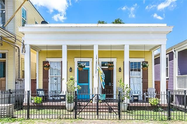 1st image of 614-16 Soraparu St