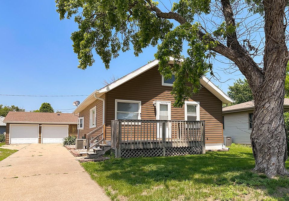 1st image of 3024 Avenue L