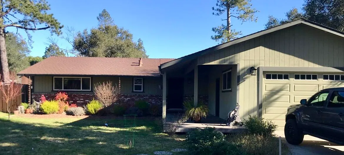 3 bed, 1404 sqft, $5,300 — Photo 1