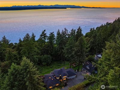 16025 25th Avenue SW, Burien, WA, 98166