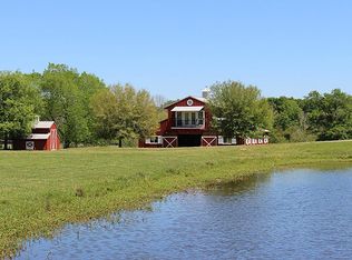 10100 Deer Lake Lodge Rd, Montgomery, TX 77316