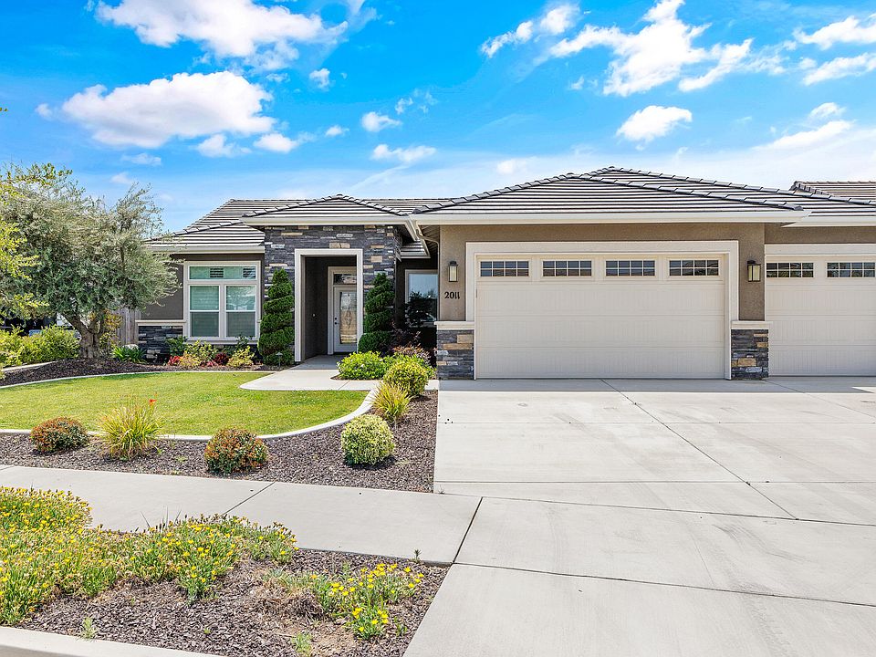 2011 W Monte Avenue, Porterville, CA 93257 Zillow
