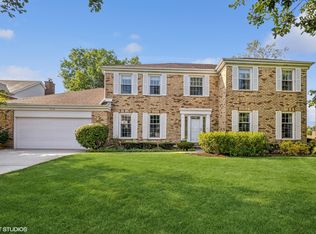 4139 Yorkshire Ln, Northbrook, IL 60062