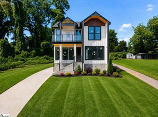 33 Happy Ave, Greenville, SC 29609